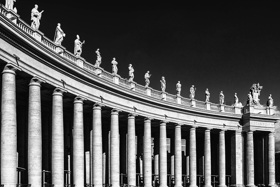 st-peters-basilica-1697064_960_720.jpg